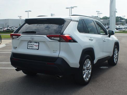 Used 2025 Toyota RAV4 XLE Premium w/ Weather Package AWD/4WD image 20