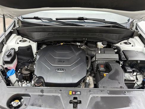 Used 2021 Kia Telluride SX w/ Towing Package FWD image 15