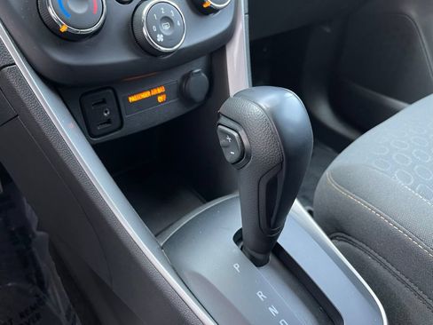 Used 2022 Chevrolet Trax LS w/ Tint and Cruise Package FWD image 21