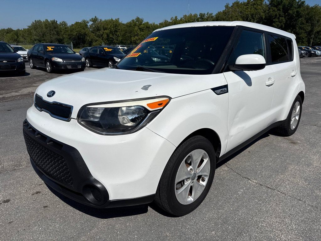 Used 2016 Kia Soul FWD image 2