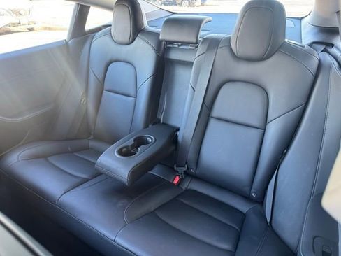 Used 2021 Tesla Model 3 Standard Range Plus image 21