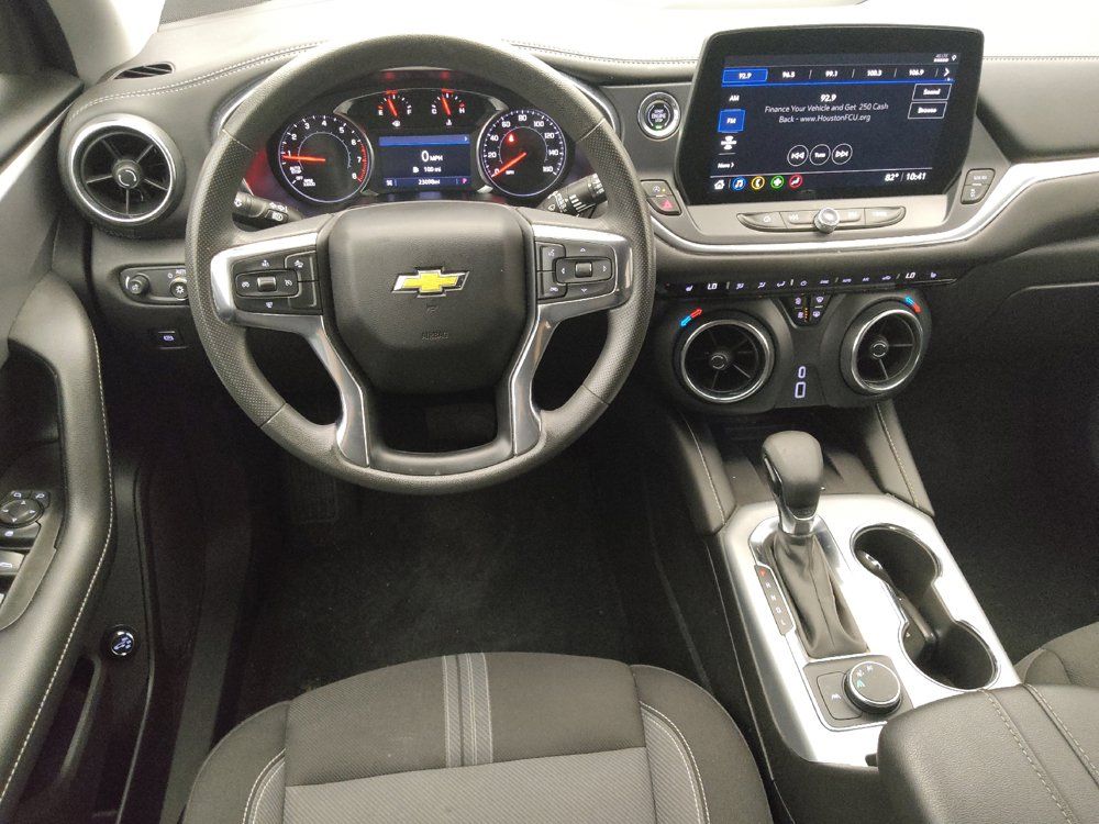 Used 2024 Chevrolet Blazer LT w/ Convenience Package FWD image 22