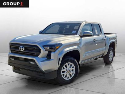 New 2025 Toyota Tacoma SR5
