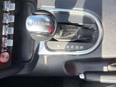 Used 2022 Ford Mustang Premium RWD image 19