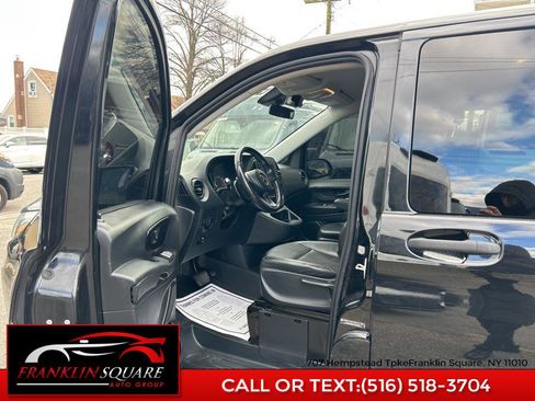 Used 2019 Mercedes-Benz Metris Standard Roof 126 Wheelbase image 19
