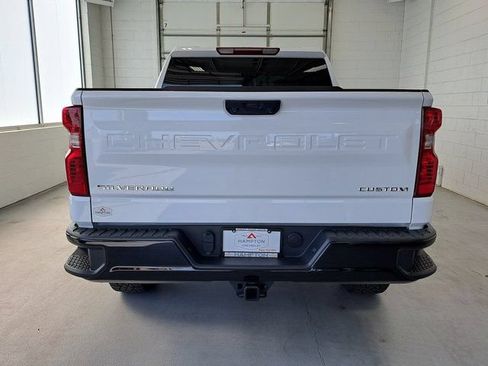 Used 2025 Chevrolet Silverado 1500 Custom Trail Boss AWD/4WD image 7