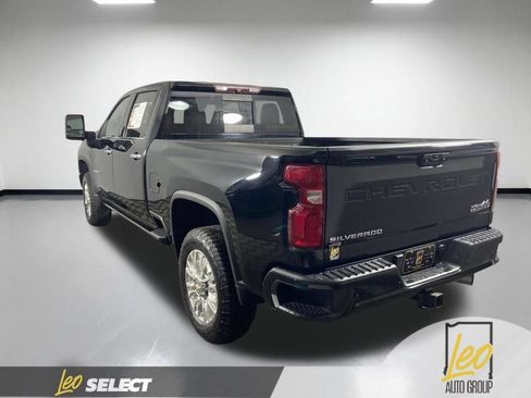 Used 2021 Chevrolet Silverado 2500 High Country w/ Z71 Off-Road Package AWD/4WD image 4