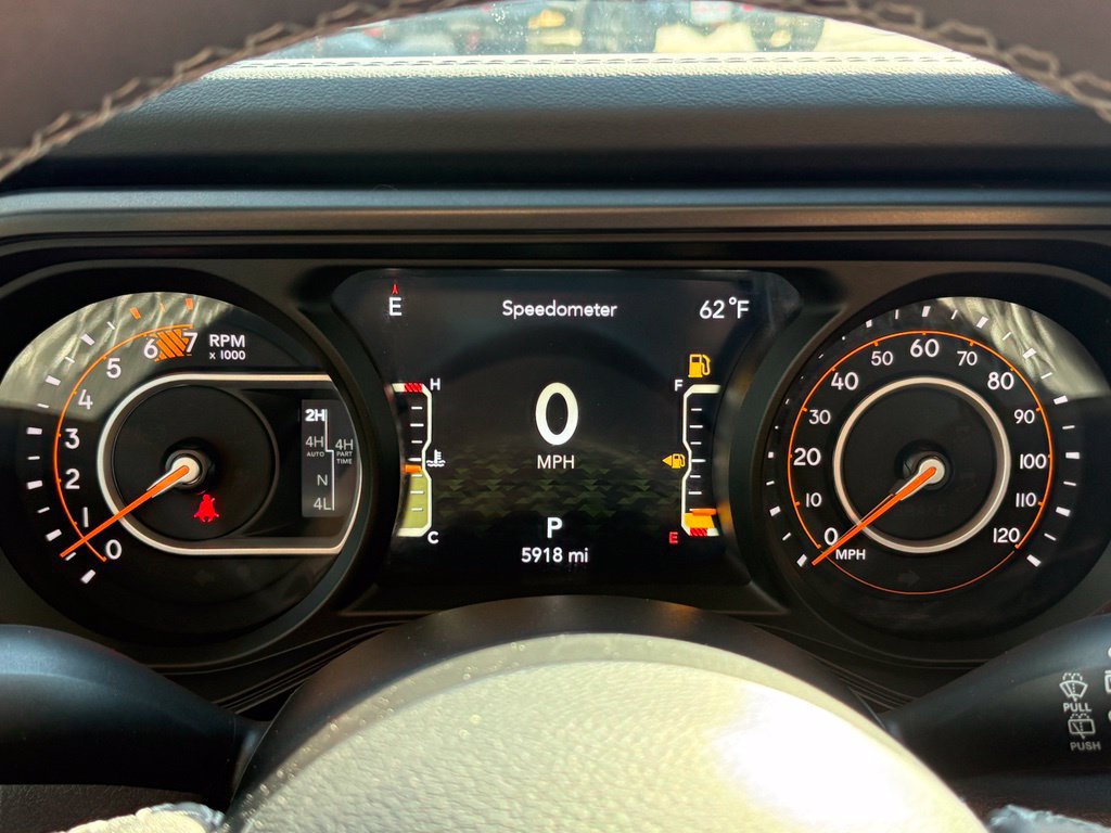 Used 2026 Jeep Wrangler Unlimited Rubicon AWD/4WD image 9