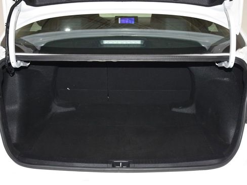 Used 2023 Toyota Corolla LE image 29