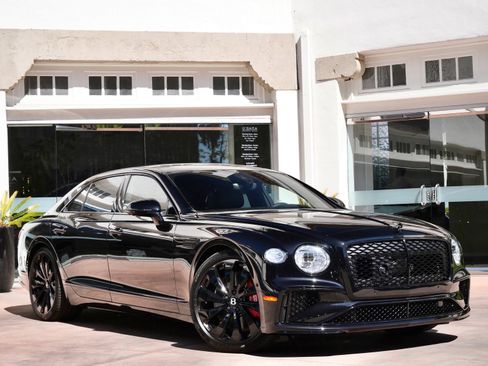 New 2026 Bentley Flying Spur Plug-In Hybrid AWD/4WD image 1