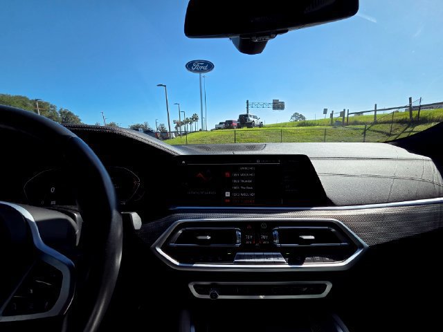 Used 2023 BMW X6 xDrive40i w/ Executive Package AWD/4WD image 16