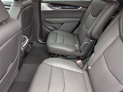 New 2025 Cadillac XT6 Premium Luxury w/ Technology Package image 10