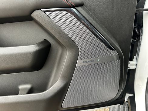 New 2026 GMC Yukon AT4 Ultimate AWD/4WD image 28