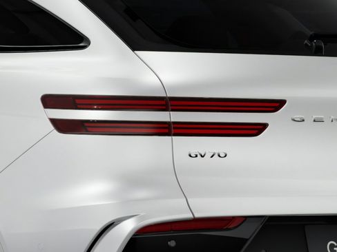 New 2026 Genesis GV70 3.5T Sport Prestige image 10