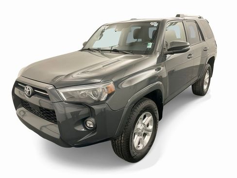 Used 2024 Toyota 4Runner SR5 Premium image 31