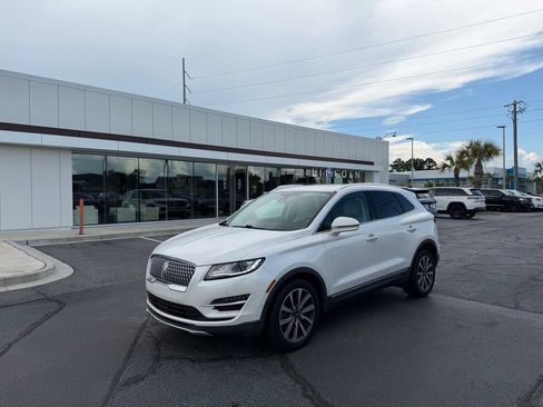Used 2019 Lincoln MKC Reserve w/ MKC Technology Package FWD image 4