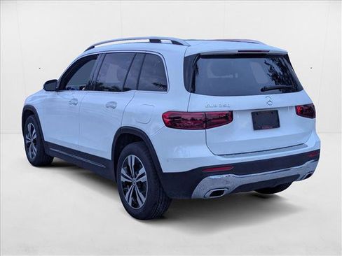 New 2026 Mercedes-Benz GLB 250 image 8