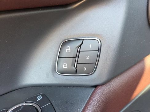 Used 2024 Ford Expedition Limited RWD image 30