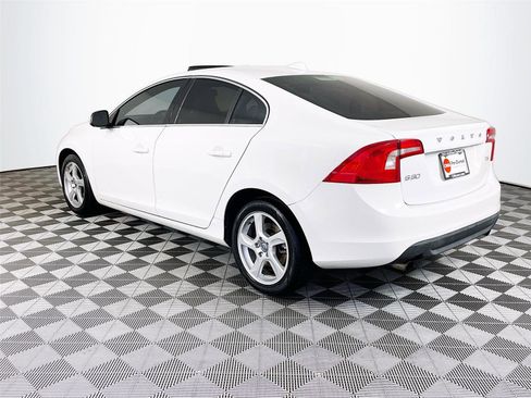 Used 2012 Volvo S60 T5 image 6
