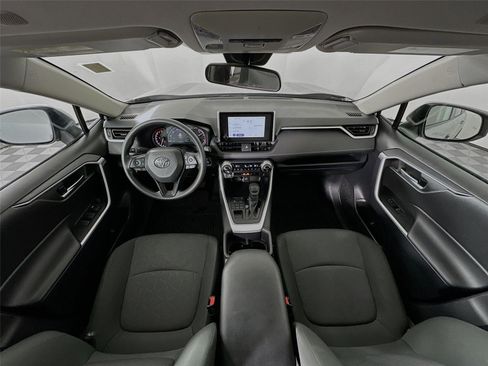 Certified 2025 Toyota RAV4 XLE image 30