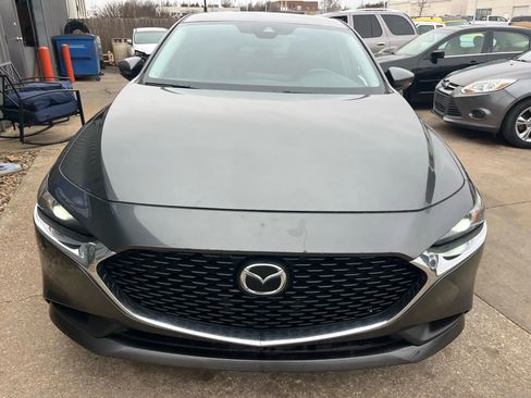 Used 2021 MAZDA MAZDA3 s image 8