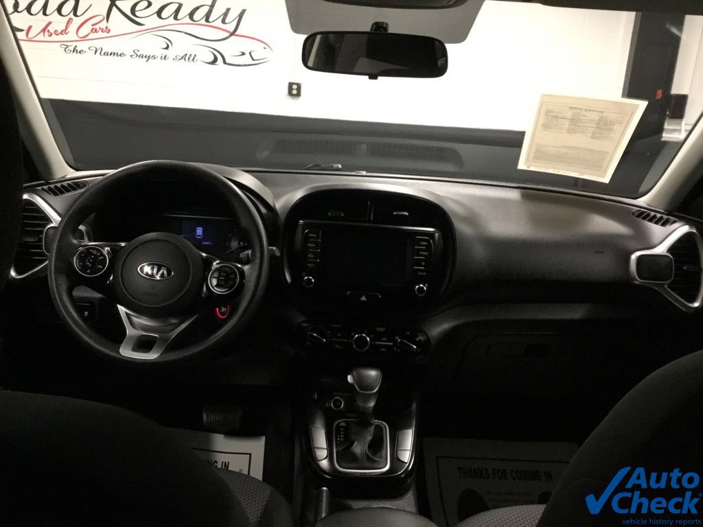 Used 2021 Kia Soul LX FWD image 23