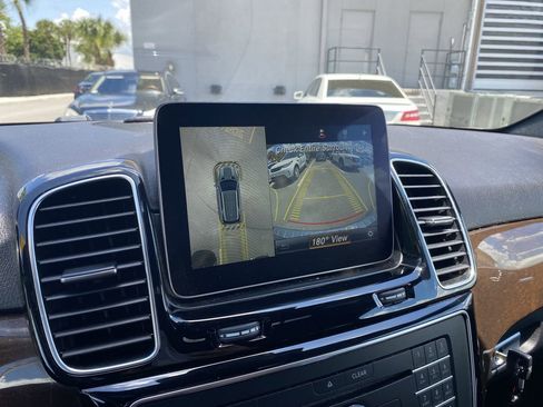 Used 2017 Mercedes-Benz GLE 350 4MATIC image 6