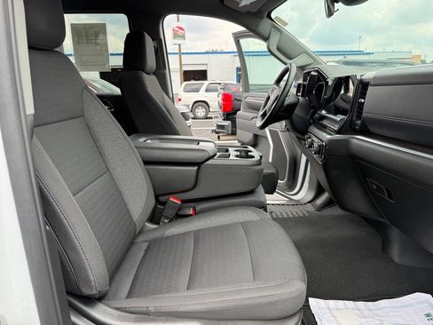 Used 2018 Chevrolet Silverado 2500 LT w/ LT Fleet Convenience Package AWD/4WD image 15