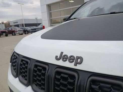 New 2026 Jeep Compass Trailhawk image 32