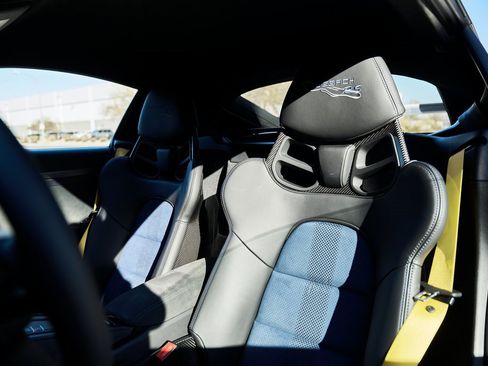 Used 2025 Porsche 718 Cayman GT4 RS w/ Weissach Package image 38