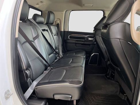Used 2020 RAM 2500 Laramie w/ Chrome Appearance Group AWD/4WD image 26