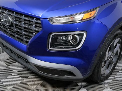 Used 2023 Hyundai Venue Limited w/ Cargo Package image 32