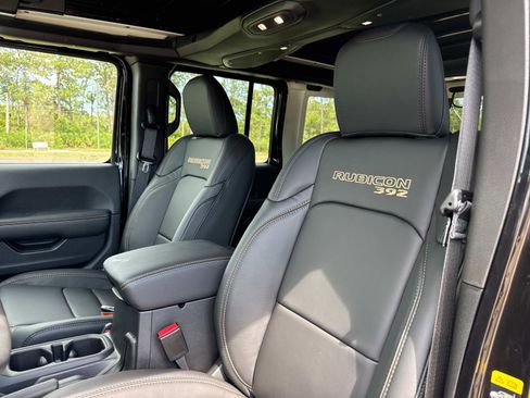 New 2025 Jeep Wrangler Unlimited Rubicon 392 image 24