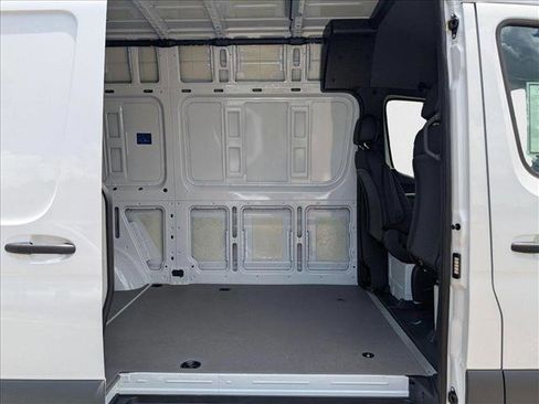 New 2025 Mercedes-Benz Sprinter 2500 image 15