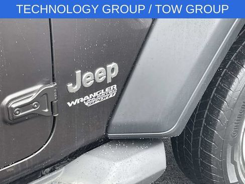 Used 2019 Jeep Wrangler Unlimited Sport S AWD/4WD image 9