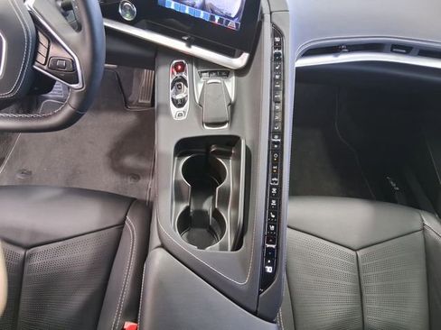 Used 2025 Chevrolet Corvette Stingray Preferred Cpe w/ Z51 Performance Package RWD image 15