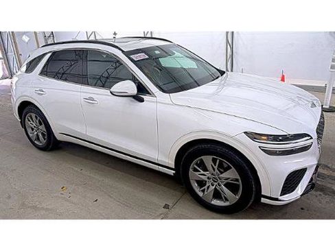 Used 2025 Genesis GV70 3.5T Sport AWD/4WD image 2