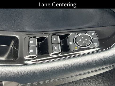 Used 2020 Ford Edge SEL w/ Convenience Package image 12