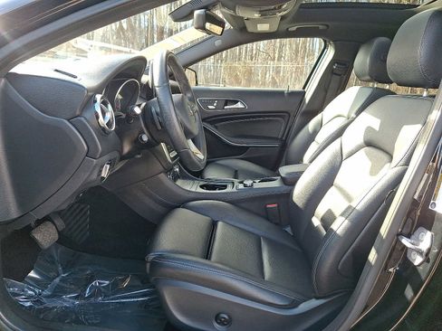 Used 2020 Mercedes-Benz GLA 250 4MATIC image 14