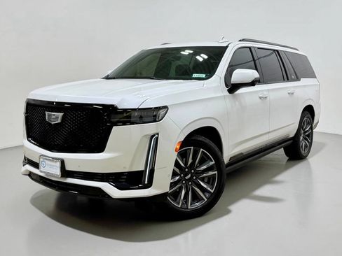 Used 2024 Cadillac Escalade ESV Sport w/ Touring Package AWD/4WD image 2