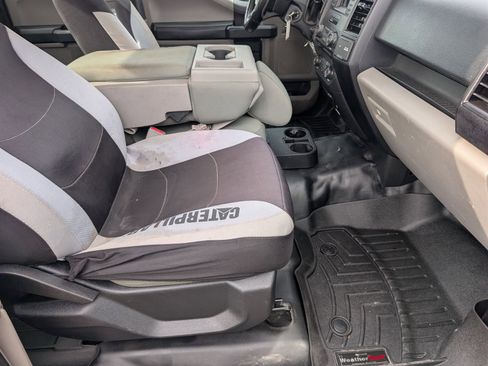 Used 2017 Ford F150 XL w/ Equipment Group 101A Mid RWD image 24