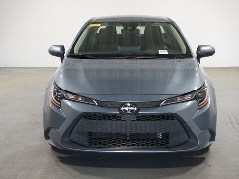 Certified 2021 Toyota Corolla LE FWD image 2