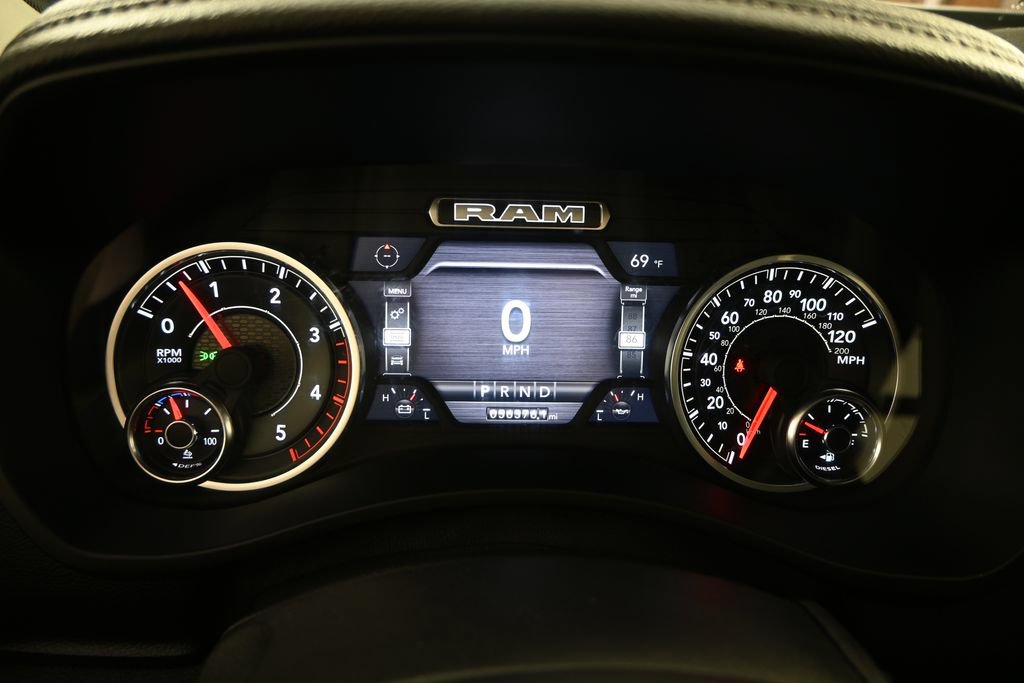 Used 2024 RAM 2500 Laramie AWD/4WD image 25