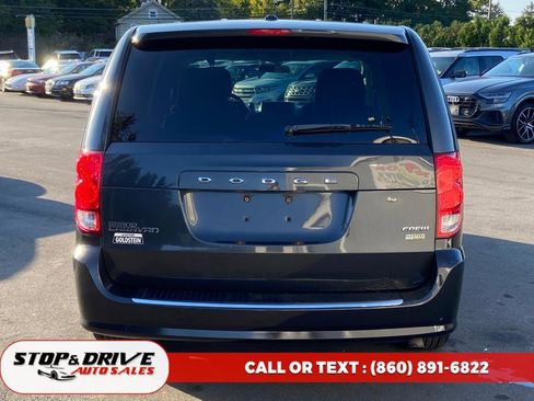 Used 2012 Dodge Grand Caravan Crew image 4
