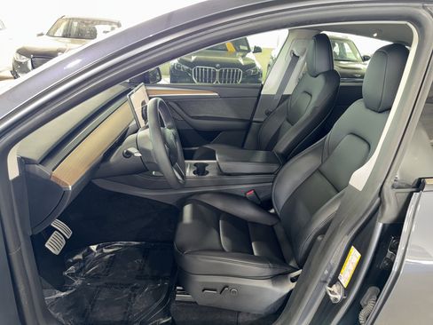 Used 2023 Tesla Model Y Performance image 19