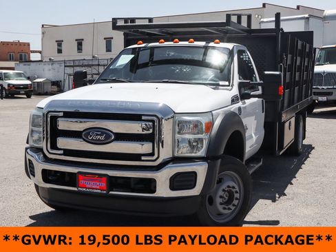 Used 2015 Ford F550 4x4 Regular Cab Super Duty image 4