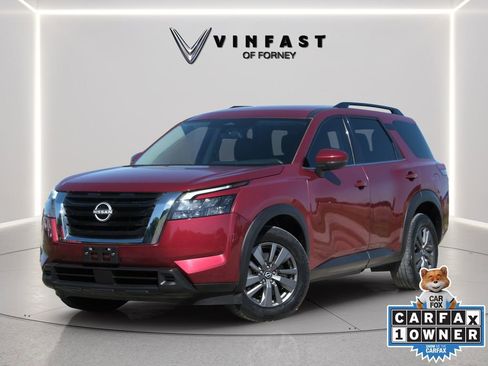 Used 2023 Nissan Pathfinder SV FWD image 1