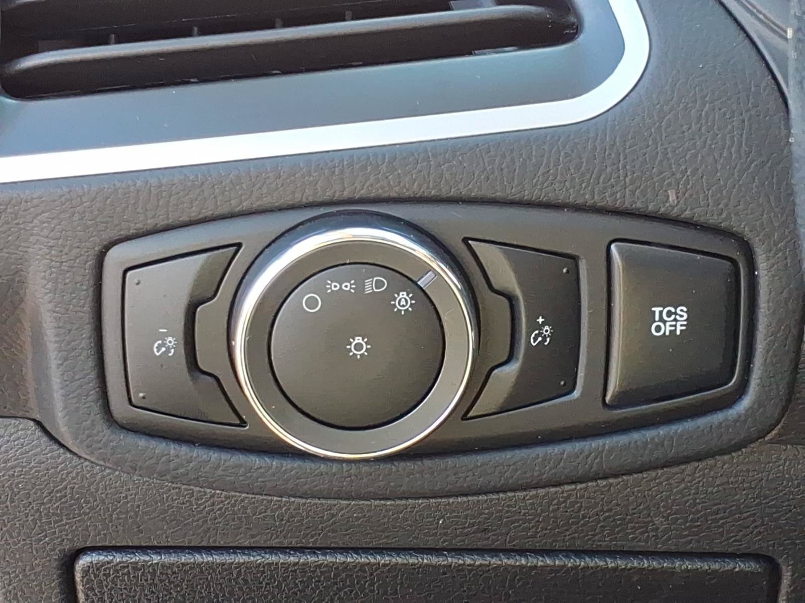 Used 2024 Ford Edge SEL AWD/4WD image 19