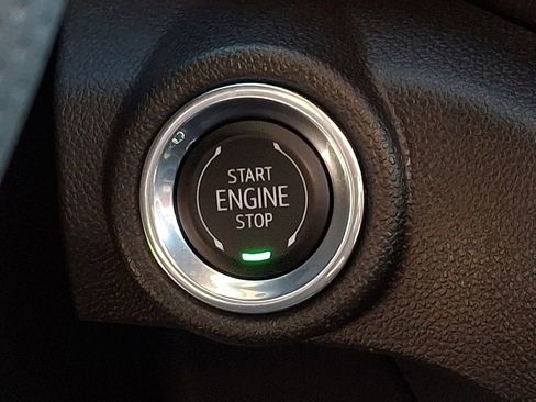 Used 2023 Chevrolet TrailBlazer RS w/ Convenience Package image 22