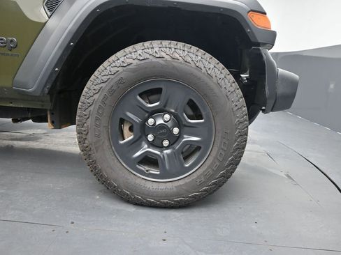 Used 2023 Jeep Wrangler Unlimited Sport AWD/4WD image 11